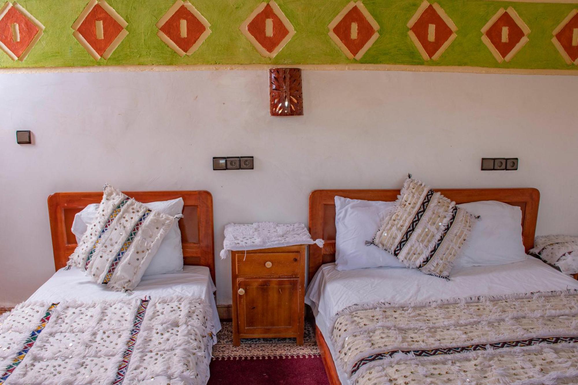 Hotel Awayou بو درارار المظهر الخارجي الصورة