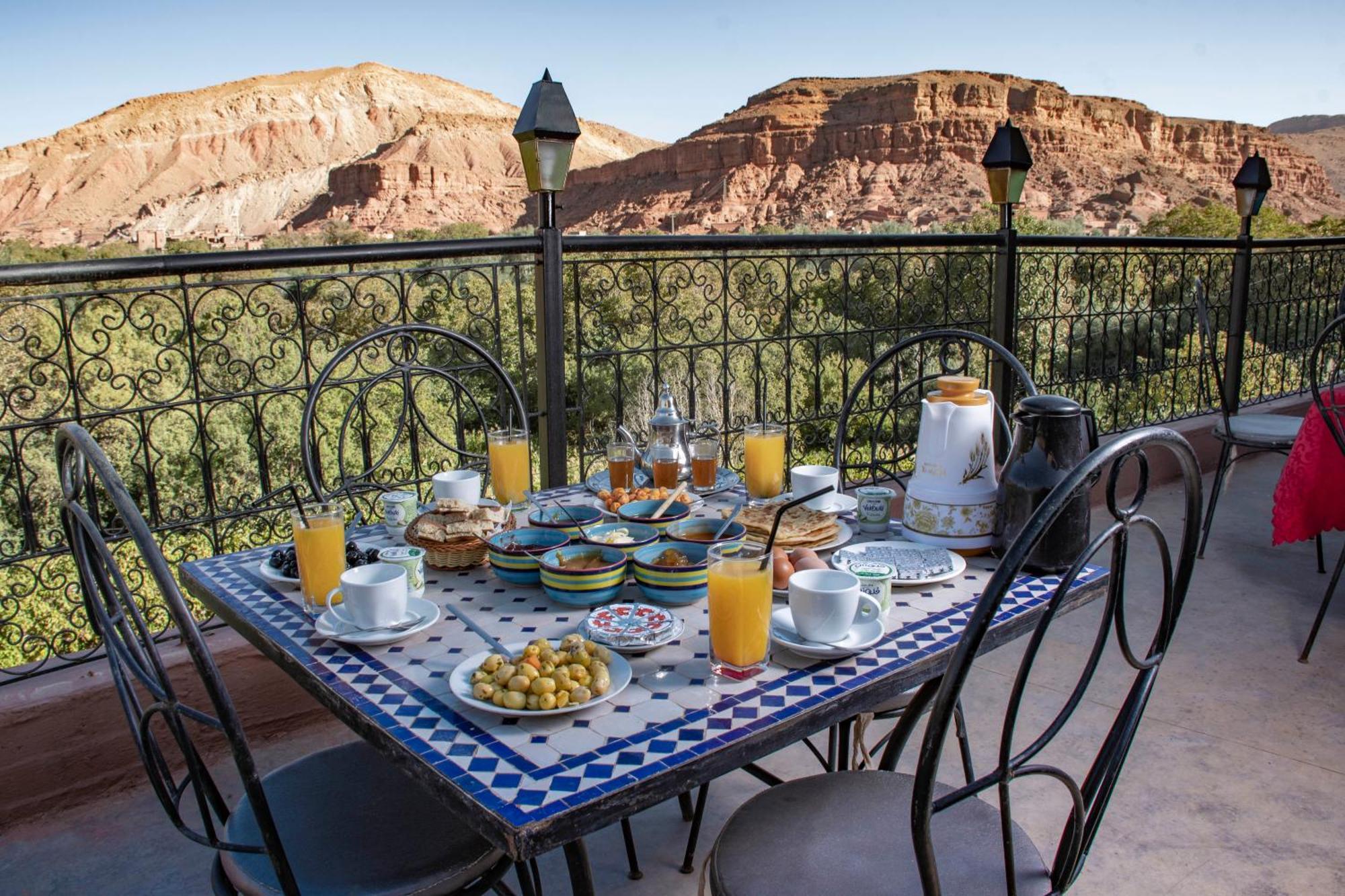 Hotel Awayou بو درارار المظهر الخارجي الصورة