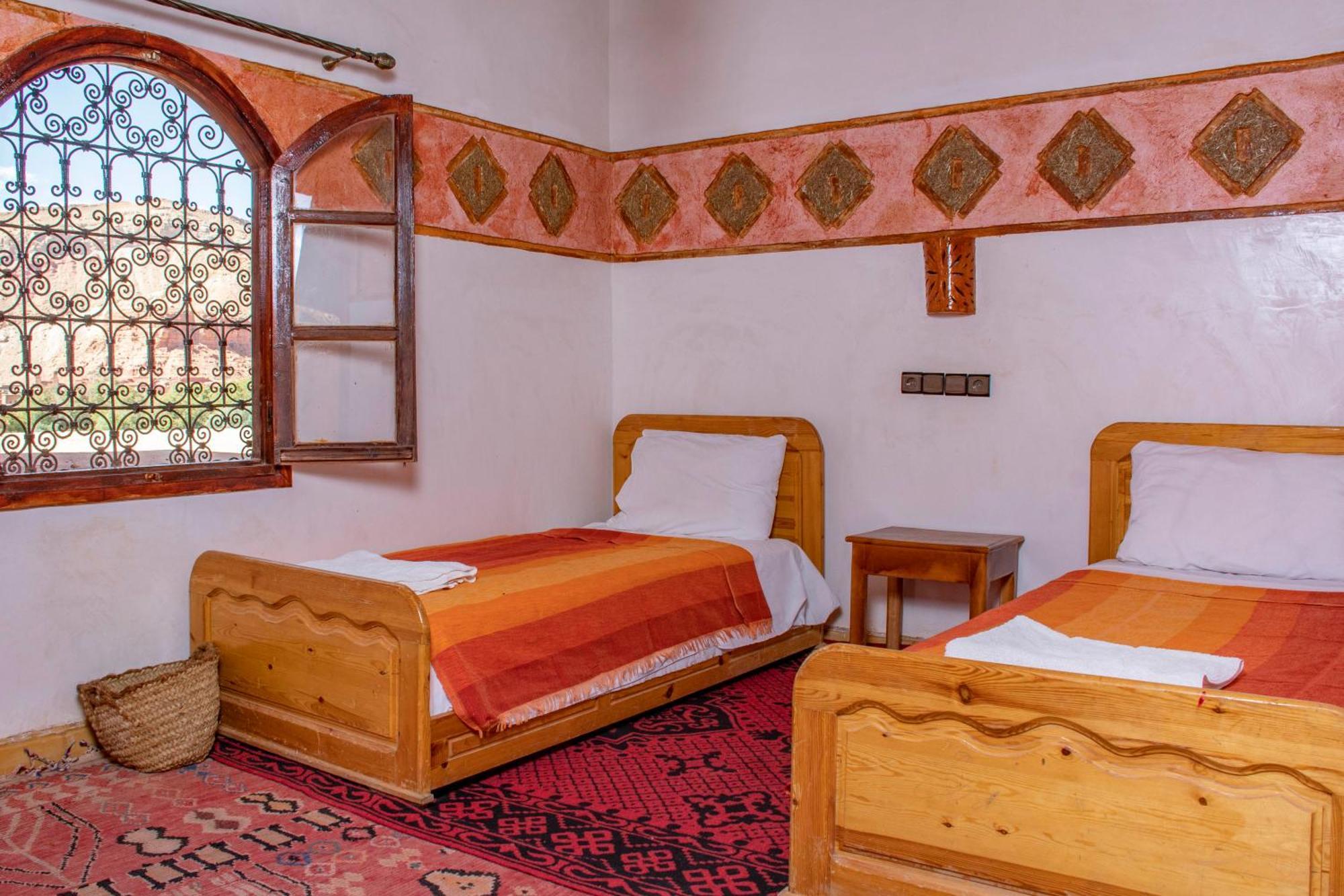 Hotel Awayou بو درارار المظهر الخارجي الصورة